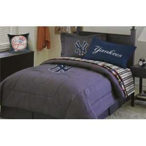  New York Yankees Blue Denim Full Size Comforter: Sports 