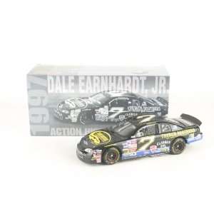  Brothers Platinum Bank 1/24 Action Diecast Car: Sports & Outdoors
