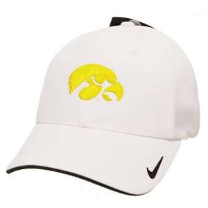  Nike Golf 2012 Iowa Hawkeyes NCAA Fitted Flex Fit Mesh Hat 