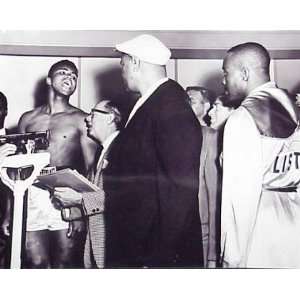   Muhammad Ali Cassius Clay 16x20 Liston Weigh In B&W: Sports & Outdoors