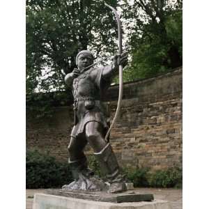  Statue of Robin Hood, Nottingham, Nottinghamshire, England 