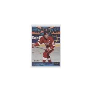   Club Capture the Action #CA25   Steve Yzerman Sports Collectibles
