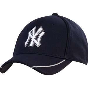  New York Yankees Authentic Home BP Cap by New Era: Sports 