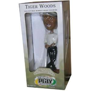 PGA Golf Premium Playmakers Bobble Head   Tiger Woods (Red 