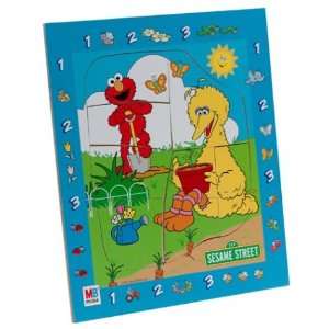   Street Woodboard Puzzle: Big Bird & Elmo Gardening: Toys & Games