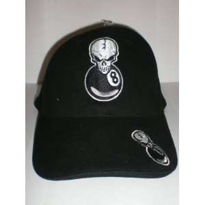   SKULL ON 8 BALL BLACK BASEBALL CAP NEW WITH TAGS Toys & Games