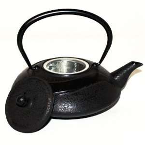   Tetsubin Cast Iron Teapot   Black Zen Swirl 24 oz.: Kitchen & Dining