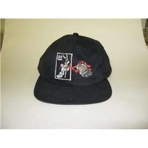  Looney Tunes Bugs Bunny and The Taz Baseball Cap Limited 