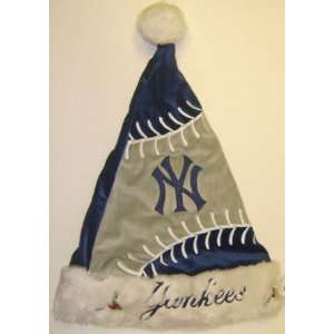 New York Yankees Plush Santa Hat:  Sports & Outdoors