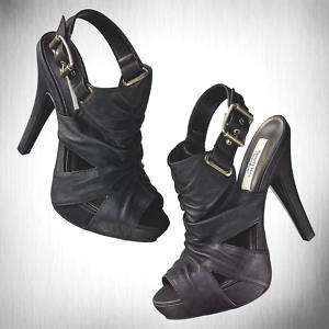NIB~VERA WANG Black Landy Peep Toe Platform High Heel Sandal Shoes~See 