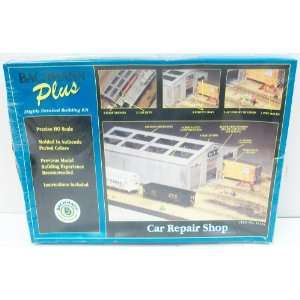  Bachman Plus 15124 HO Scale Car Repair Shop: Toys & Games