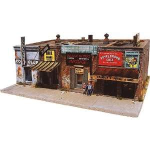  Downtown Deco HO Addams Ave. Kit   Part Two Toys & Games