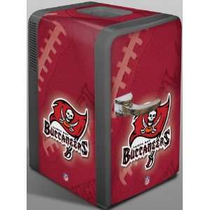  Tampa Bay Buccaneers Portable Party Fridge: Sports 