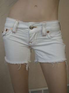 NWT True Religion keira mid thigh cut off jean shorts in Optic Rinse 