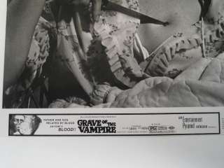 Lyn Peters Grave of the Vampire 1974 B&W Still (AG10)  