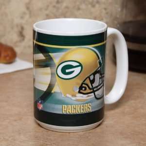  Green Bay Packers 15oz. Helmet Sublimated Mug: Sports 