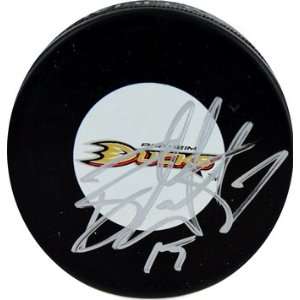  Ryan Getzlaf Autographed Anaheim Ducks Puck (Frozen Pond 