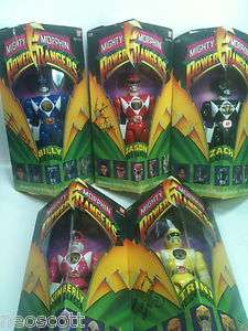 Mighty Morphin Power Rangers Signed Set of 5 figures Triangle box 