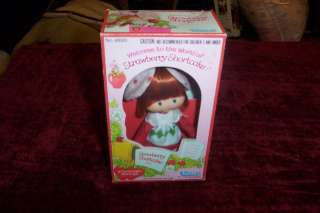 Strawberry Shortcake doll 1980s MIB First Issue  