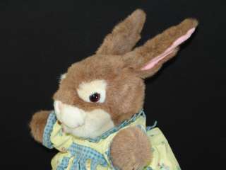 VINTAGE COMMONWEALTH MRS MOTHER PETER RABBIT PLUSH TOY  
