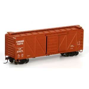  HO RTR 40 Outside Braced Box, CPR #236376 Toys & Games