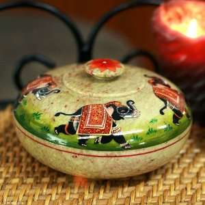 Soapstone bowl, Royal Fortune (medium) 