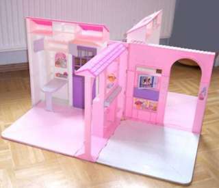 Barbie Haus, faltbar in Wandsbek   Bramfeld  Spielzeug   