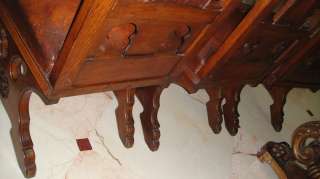 ANTIQUE FRENCH GOTHIC CARVED DINING ROOM TABLE & CHAIRS  