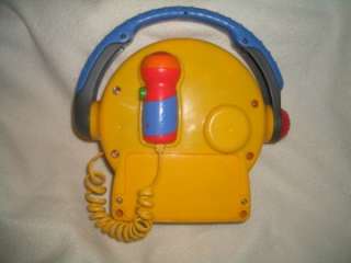Fisher Price Kid Tuff audio CASSETTE TAPE RECORDER PLAYER MICROPHONE 