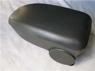 Ford FOCUS 00 07 Center Console Armrest lid CHARCOAL  