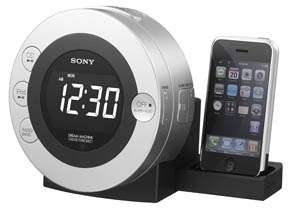   CD Clock Radio for iPod and iPhone (Silver): MP3 Players & Accessories
